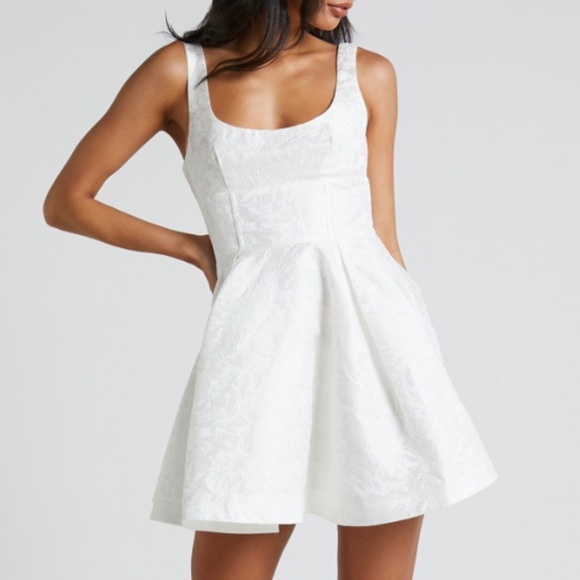 Showpo. Dresses & Skirts - ShowPo STEPHANE MINI DRESS